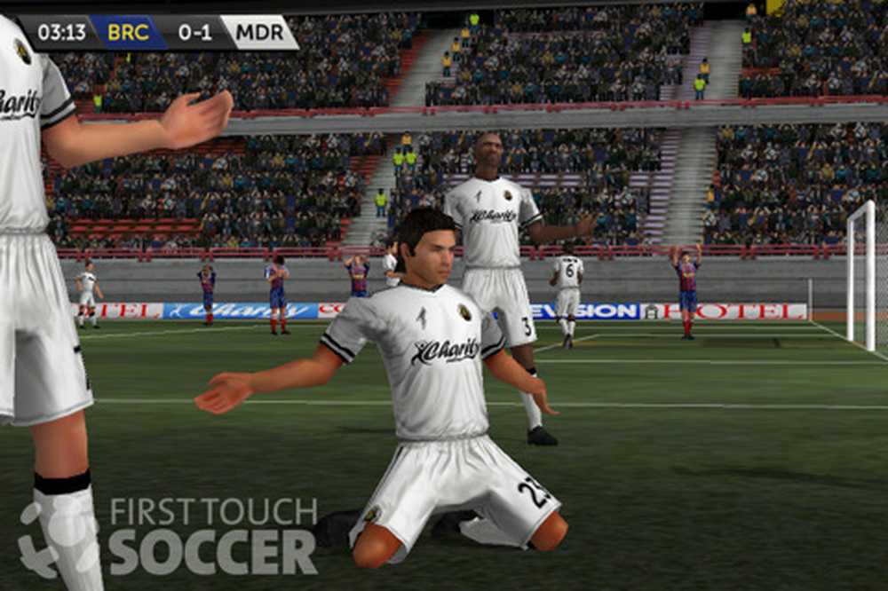 First touch soccer 2014 ipa. First Touch Soccer. Тач футбол. Айфон Soccer игра. Игра футбол на айфоне.